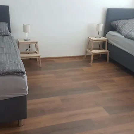 Apartman Jizni *